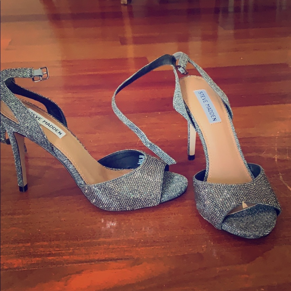Strappo heels
